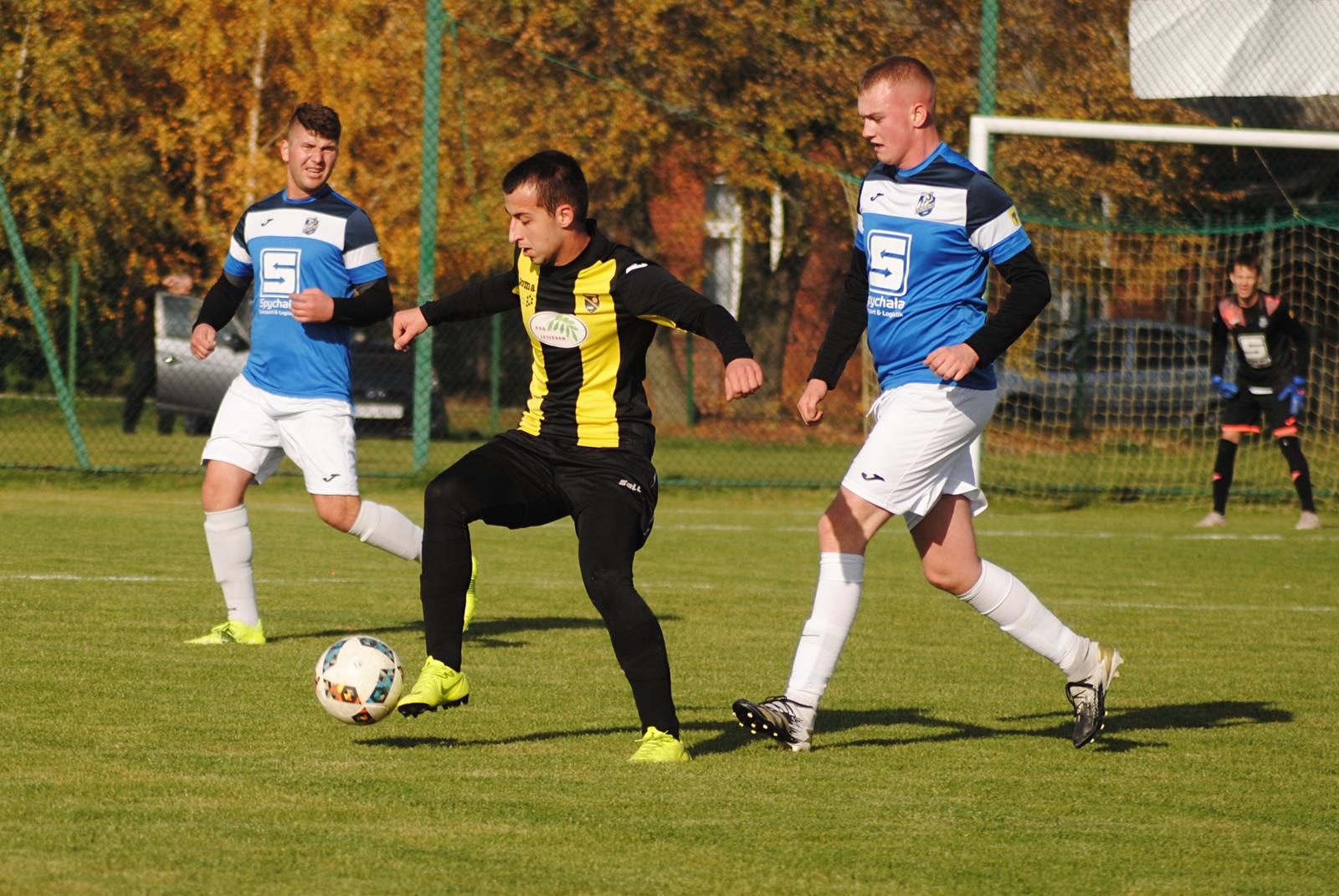 Gladiatorzy Pieruszyce - Czarni Wierzbno 2:1