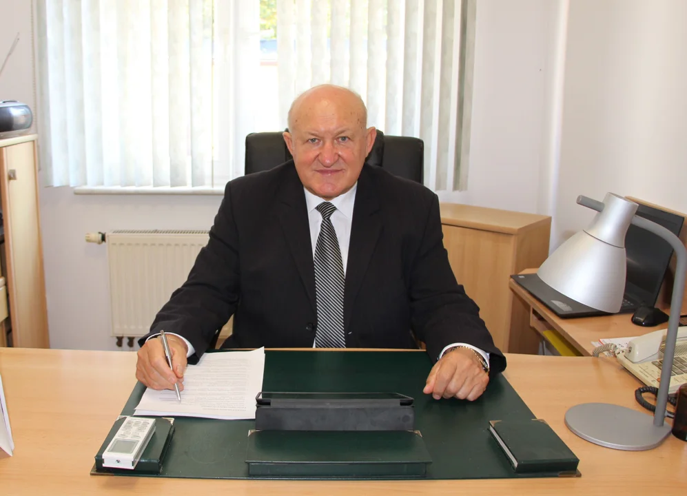 Henryk Bażant, wieloletni prezes PSS Społem w Pleszewie przeszedł na zasłużoną emeryturę - Zdjęcie główne