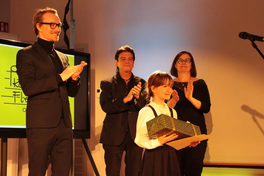 Emilia zdobyła Grand Prix pierwszego Pleszewskiego Konkursu Fletowego [ZDJĘCIA] - Zdjęcie główne