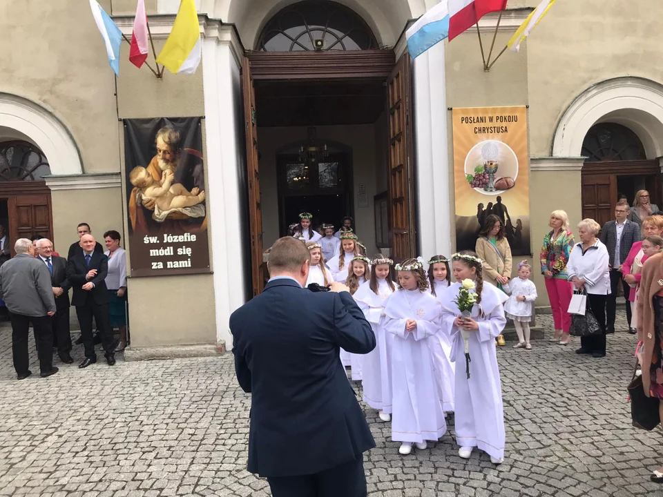 Pierwsza Komunia Święta w Parafii Św. Zbawiciela w Pleszewie 