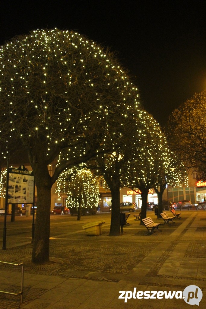 Rynek wieczorową porą - Zdjęcie główne