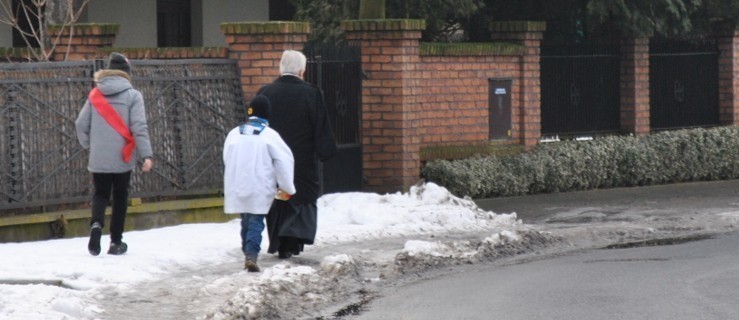 Pleszew. Co z kolędą? Kiedy księża odwiedzą parafian? - Zdjęcie główne