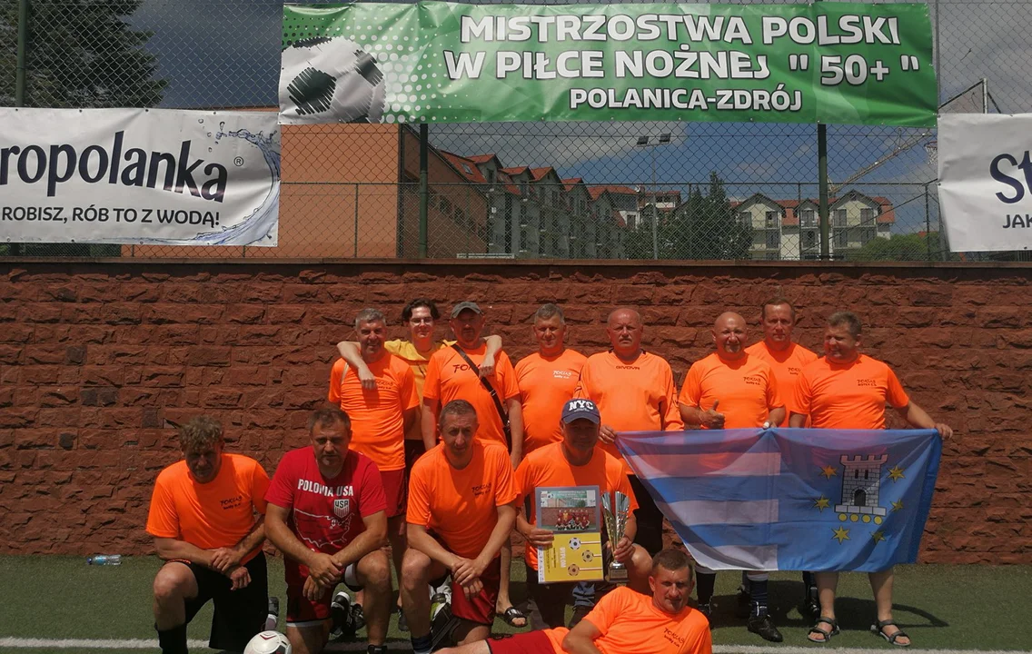 X Mistrzostwa Polski w Piłce Nożnej 50+. Popis oldbojów Fokus Pieruszyce - Zdjęcie główne