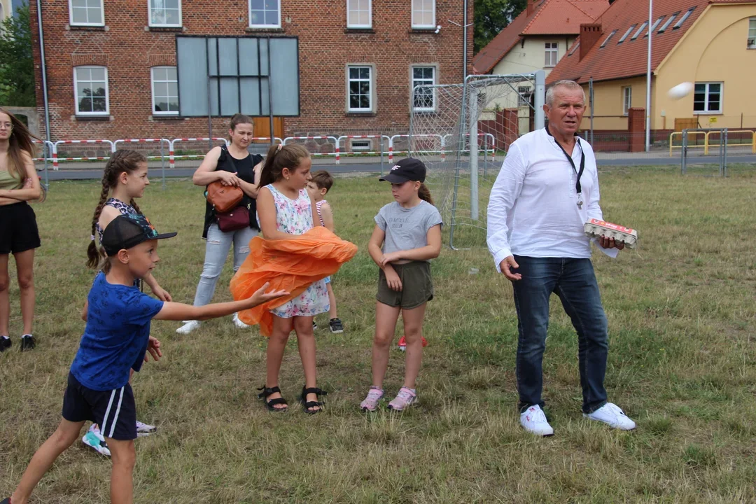 Festyn Rodzinny na pożegnanie lata w Karminie - Zdjęcie główne