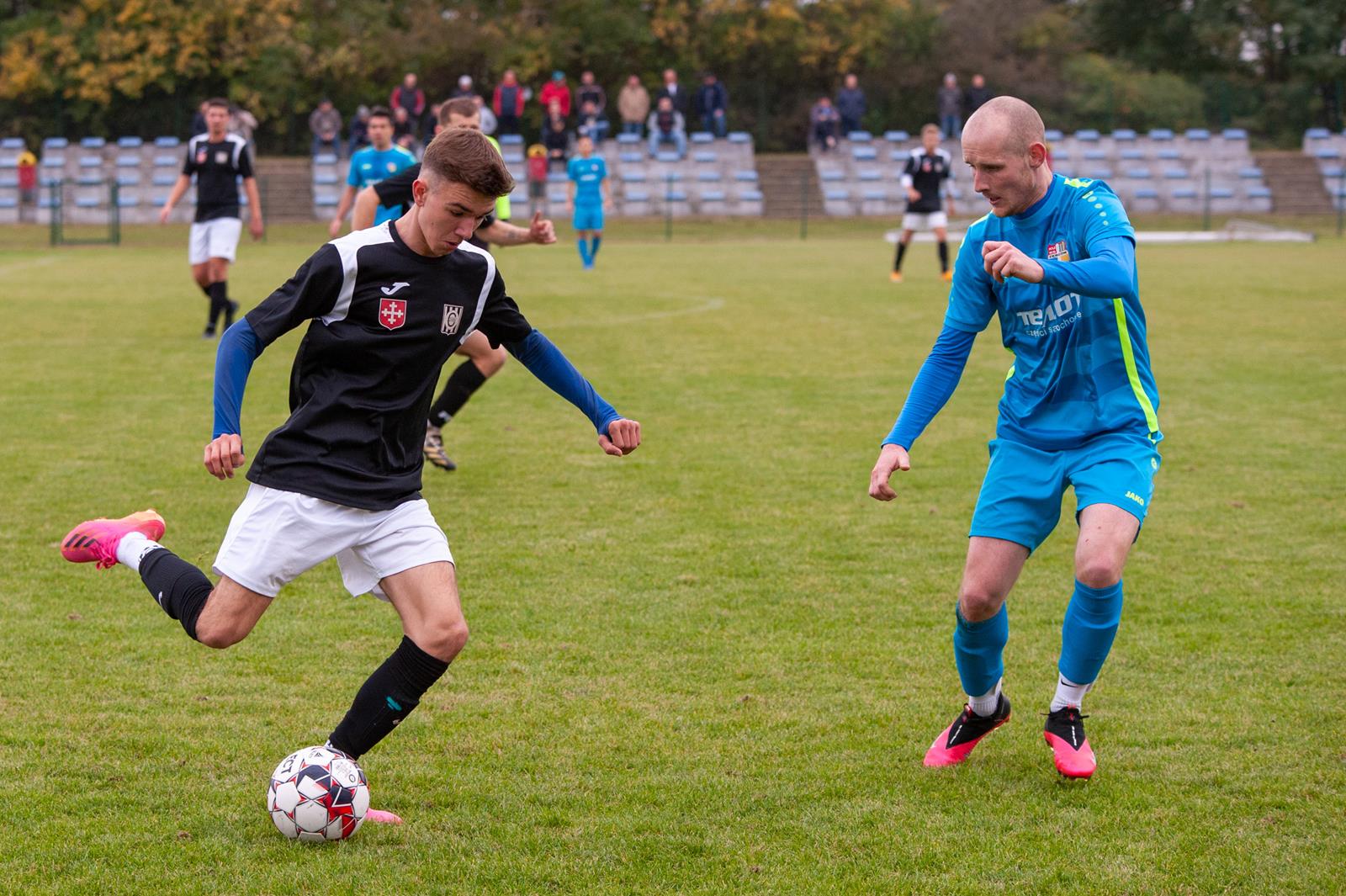 Czarni Dobrzyca - Zębców Ostrów Wlkp. 1:0