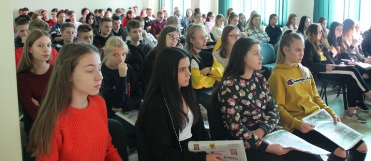 Kolejna niezwykła lekcja. - Niech te historie będą ostrzeżeniem dla następnych pokoleń - Zdjęcie główne