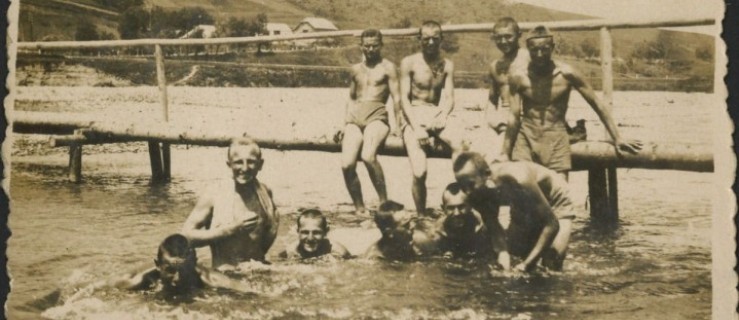 Ktoś wyrzucił do śmieci historyczne zdjęcia! Na szczęście zostały uratowane! - Zdjęcie główne