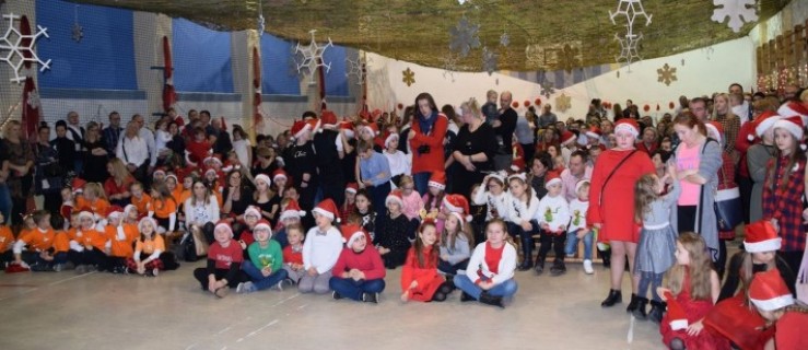 Taczanów Drugi. Rodzinne Mikołajki w szkole - Zdjęcie główne