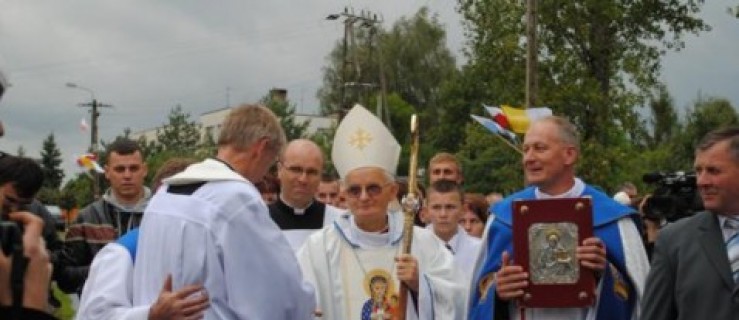 Biskup na emeryturze - Zdjęcie główne