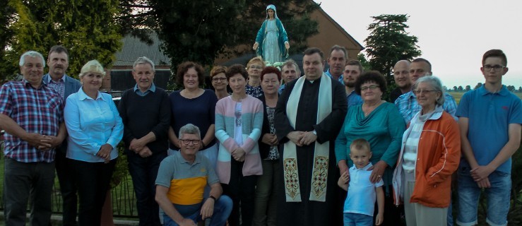 To była piękna uroczystość. Ufundowali nową figurę - Zdjęcie główne