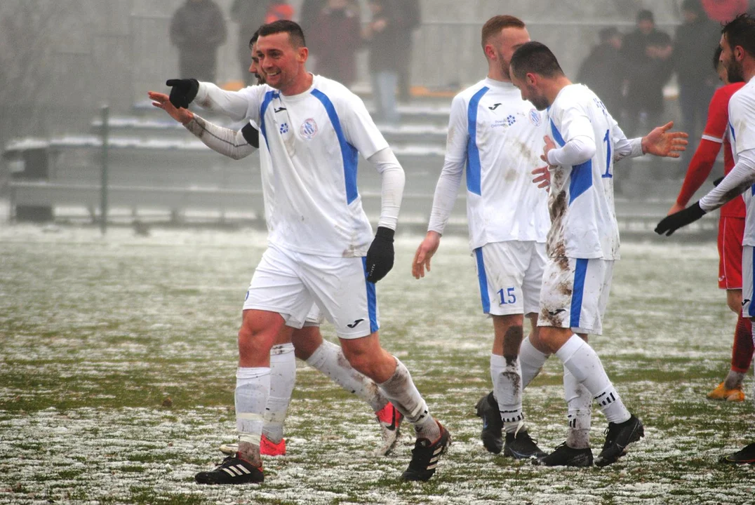 LKS Gołuchów - Centra Ostrów Wlkp. 2:1