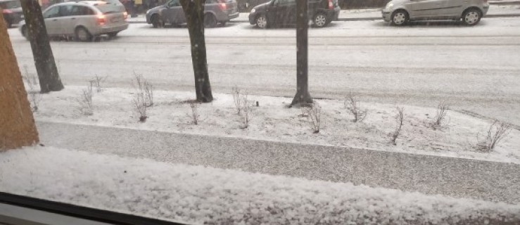 Ulewa z gradem przeszła przez powiat pleszewski [WIDEO, ZDJĘCIA] - Zdjęcie główne