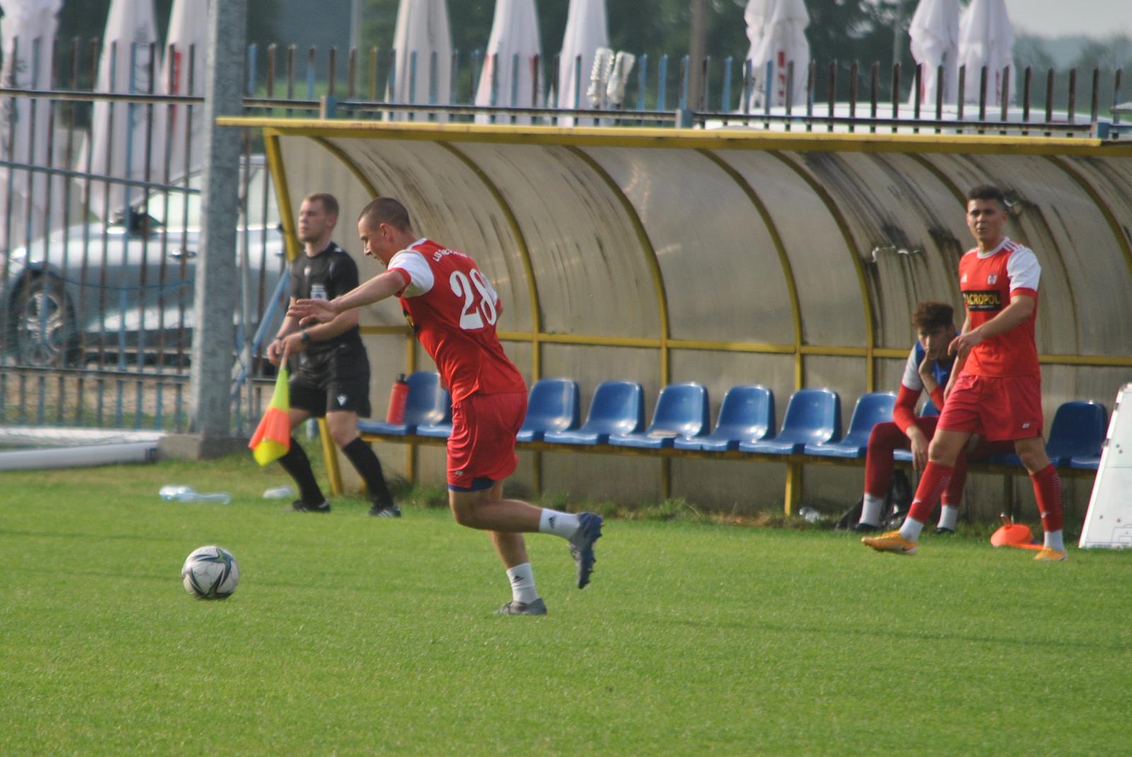 Jarota Jarocin - LKS Gołuchów 4:5