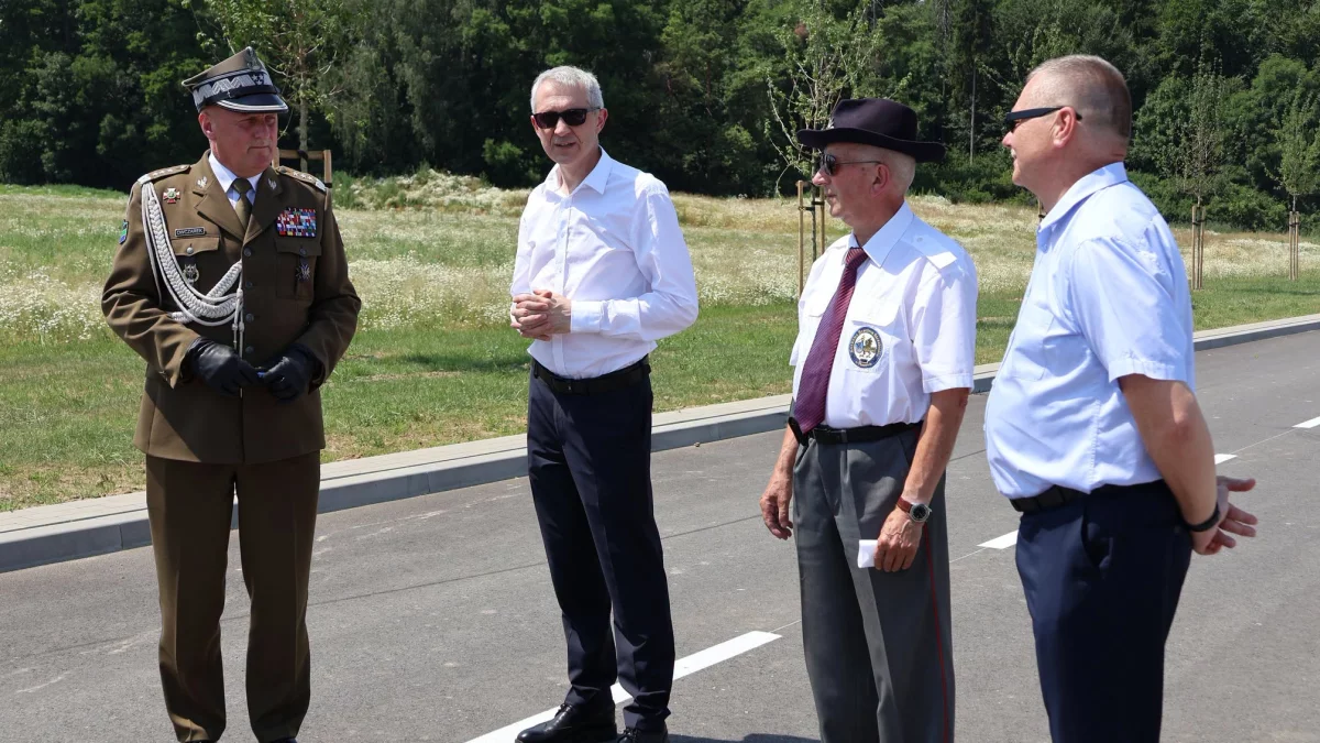 Wielkie zmiany w „wojskowym fyrtlu” Pleszewa. Kierowcy i piesi już z nich korzystają