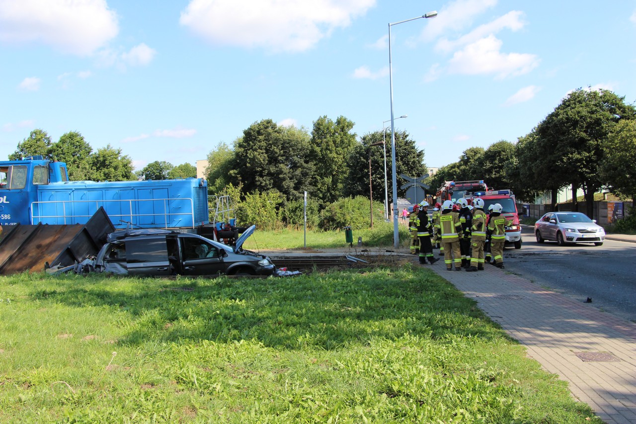 Pleszew. Znamy przyczynę wypadku na przejeździe kolejowym  - Zdjęcie główne