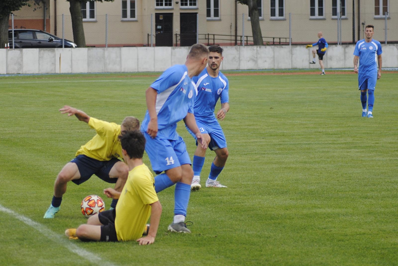 Stal Pleszew - Centra Ostrów Wlkp. 0:3