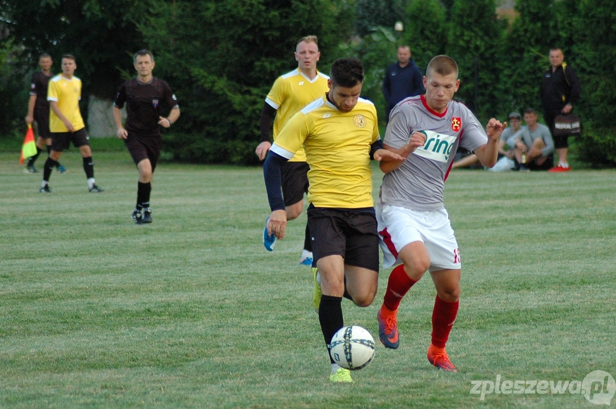 Sparing LKS - Centra - Zdjęcie główne