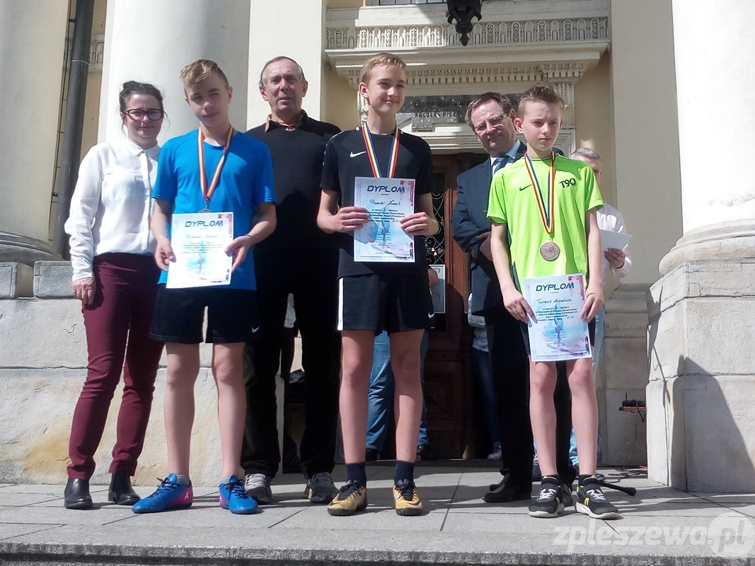 Biegi przełajowe w Dobrzycy - Zdjęcie główne