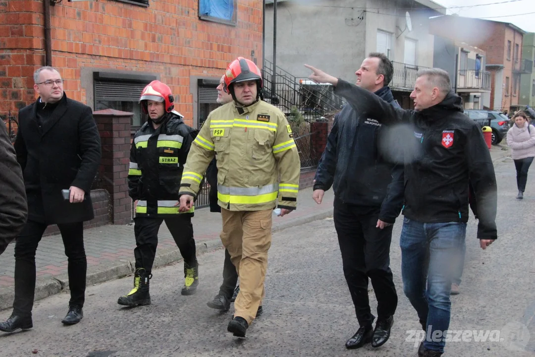 Dobrzyca. Na jaką pomoc po nawałnicy mogą liczyć poszkodowani? Wojewoda przyjechał na miejsce [ZDJĘCIA, WIDEO] - Zdjęcie główne