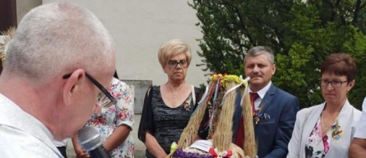 Poświecili dożynkowe wieńce i chleb [FOTO] - Zdjęcie główne