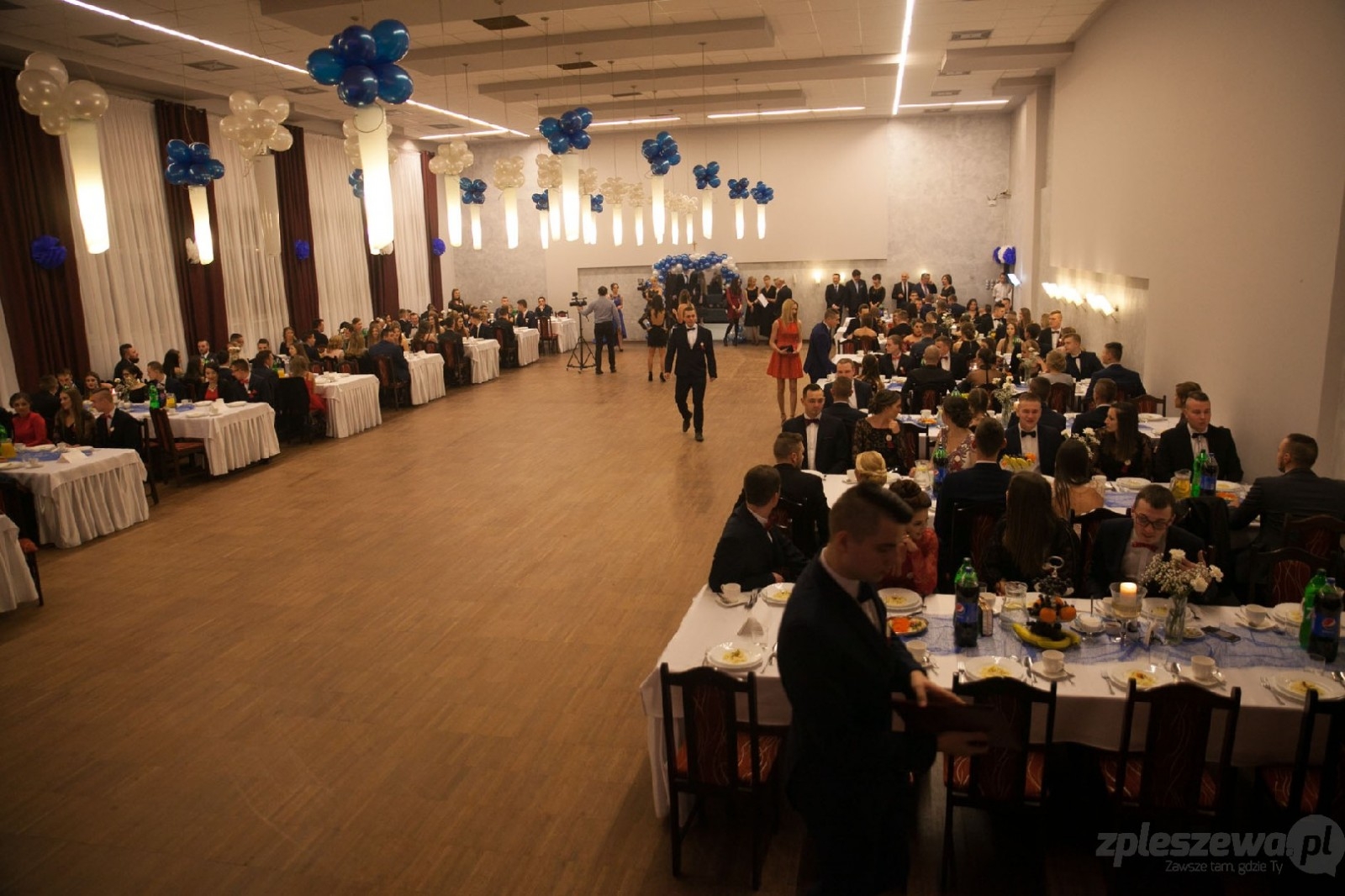 Studniówka ZST w Pleszewie - Zdjęcie główne