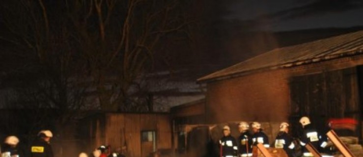 Kościelna Wieś. Strażacy walczyli z ogniem [Zdjęcia] - Zdjęcie główne