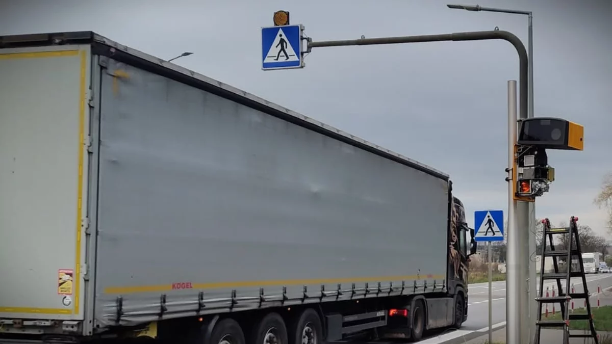 Ponad 10 tysięcy wykroczeń i drugie miejsce w kraju. Ten fotoradar z Wielkopolski nie ma litości dla kierowców