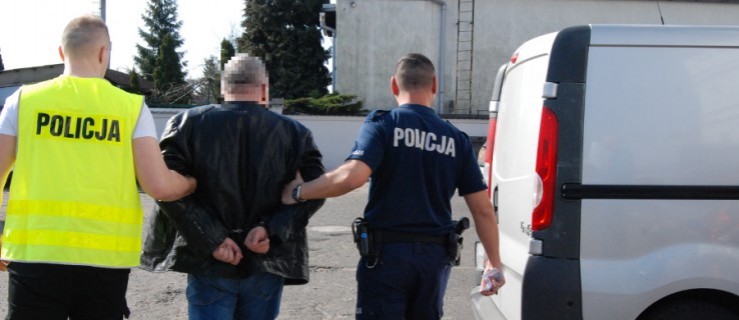 Rozkochiwał w sobie kobiety dla zysku? "Tulipan" z Wielkopolski aresztowany - Zdjęcie główne