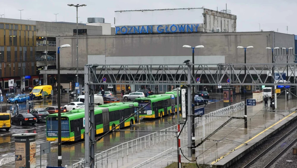 Darmowa komunikacja na stadion Lecha Poznań. Bilet na mecz biletem na przejazd - Zdjęcie główne