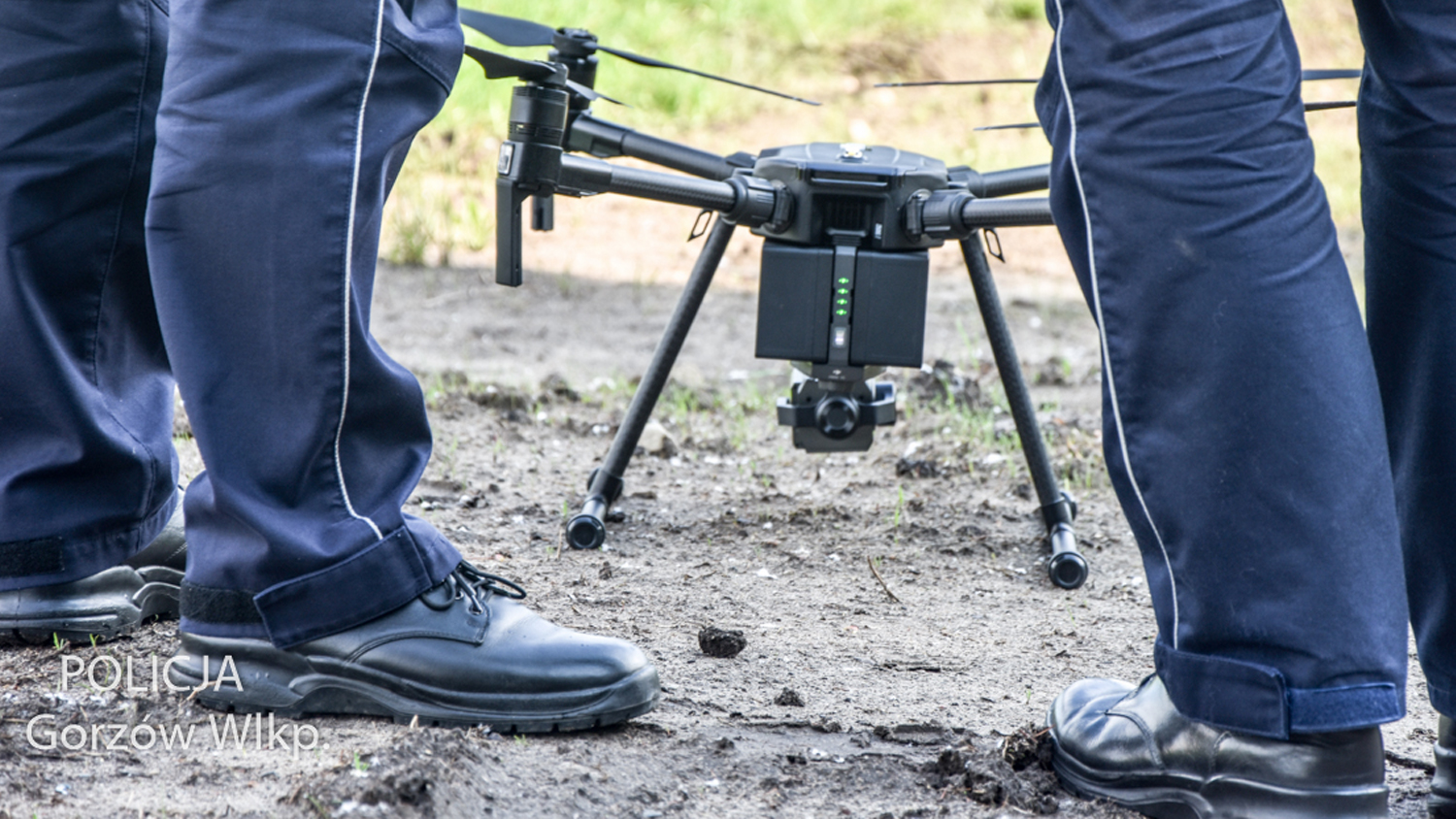 "Stało się." Wielkopolscy policjanci patrzą na drogi z góry - Zdjęcie główne