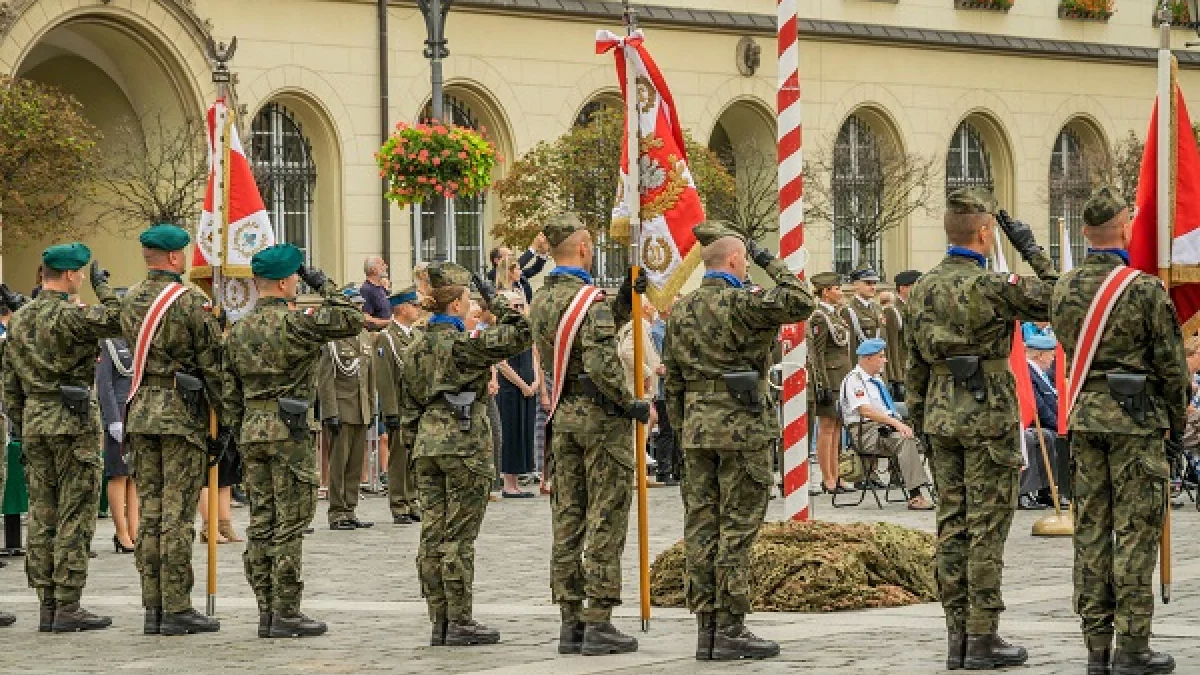 Lista zawodów szczególnie przydatnych armii. Sprawdź, kogo potrzebuje wojsko!