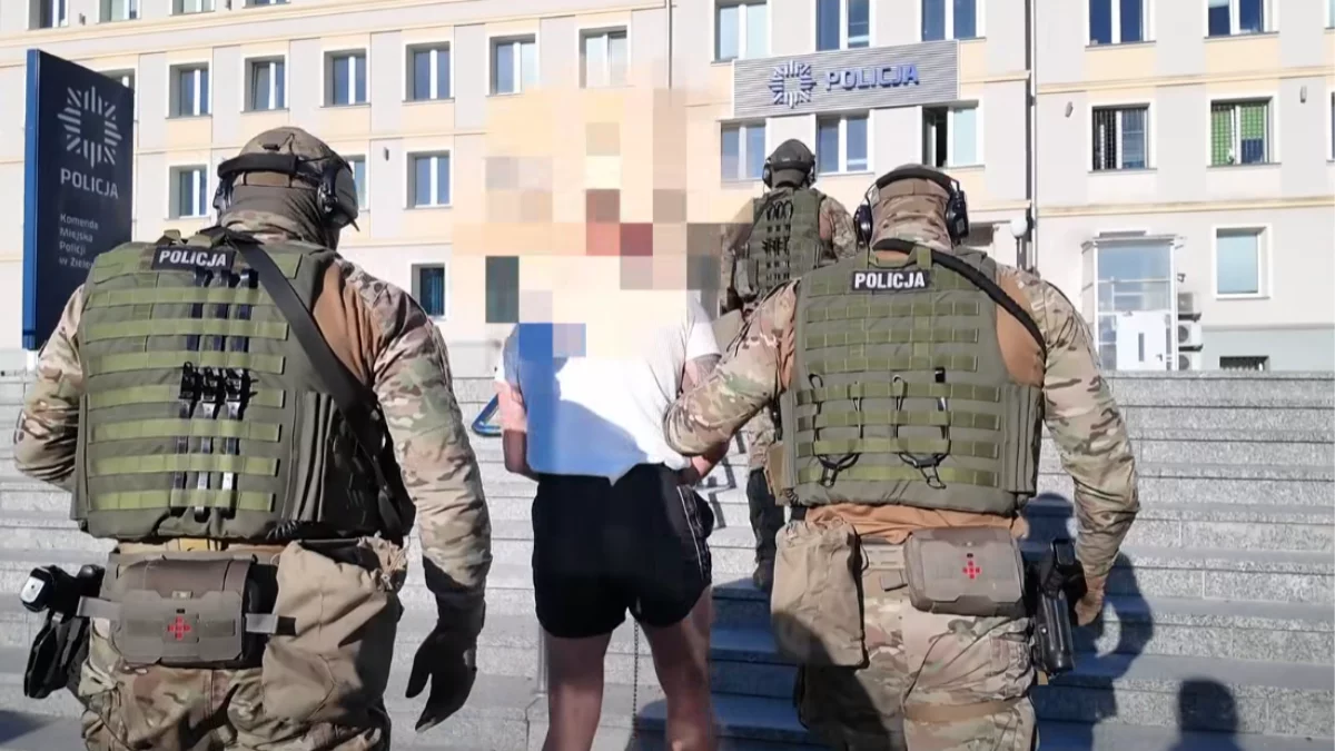 Skoordynowany nalot policji na pseudokibiców Lecha i Pogoni. 32 osoby zatrzymane po ustawce na S3
