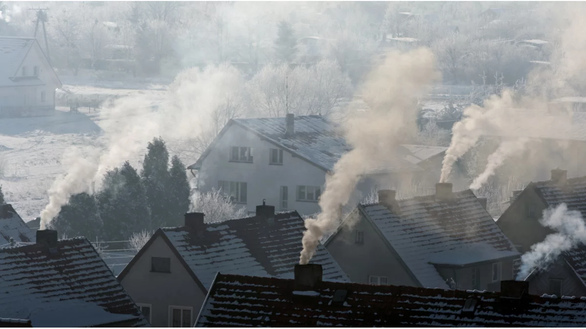 Alarm smogowy w Poznaniu. Miasto wprowadziło zakaz - Zdjęcie główne