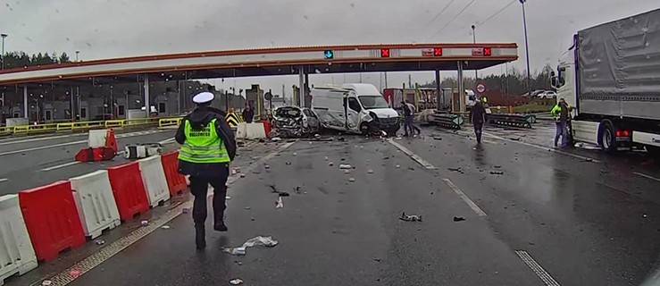 Pijany kierowca tira taranuje auta na autostradzie [MAMY WIDEO] - Zdjęcie główne