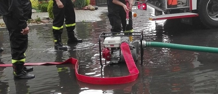 Groźny wyciek amoniaku w zakładzie. Ewakuowano 260 osób  - Zdjęcie główne