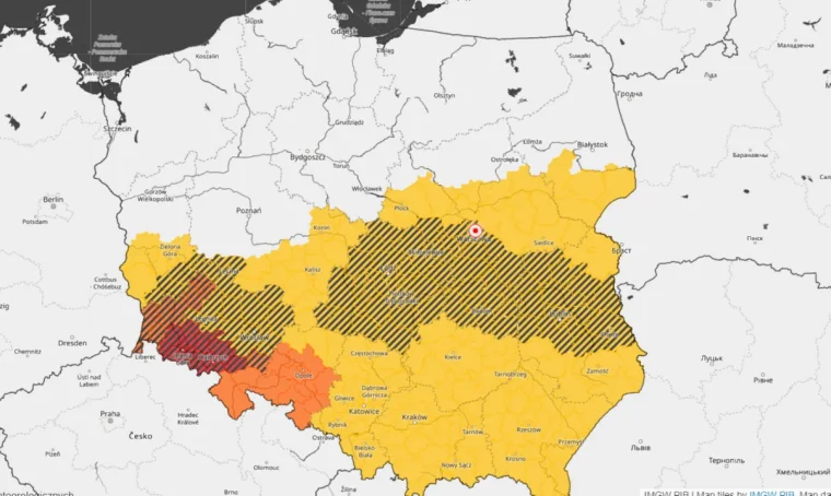 Ostrzeżenie pogodowe dla części Wielkopolski. Może grzmieć, silnie padać i wiać  - Zdjęcie główne