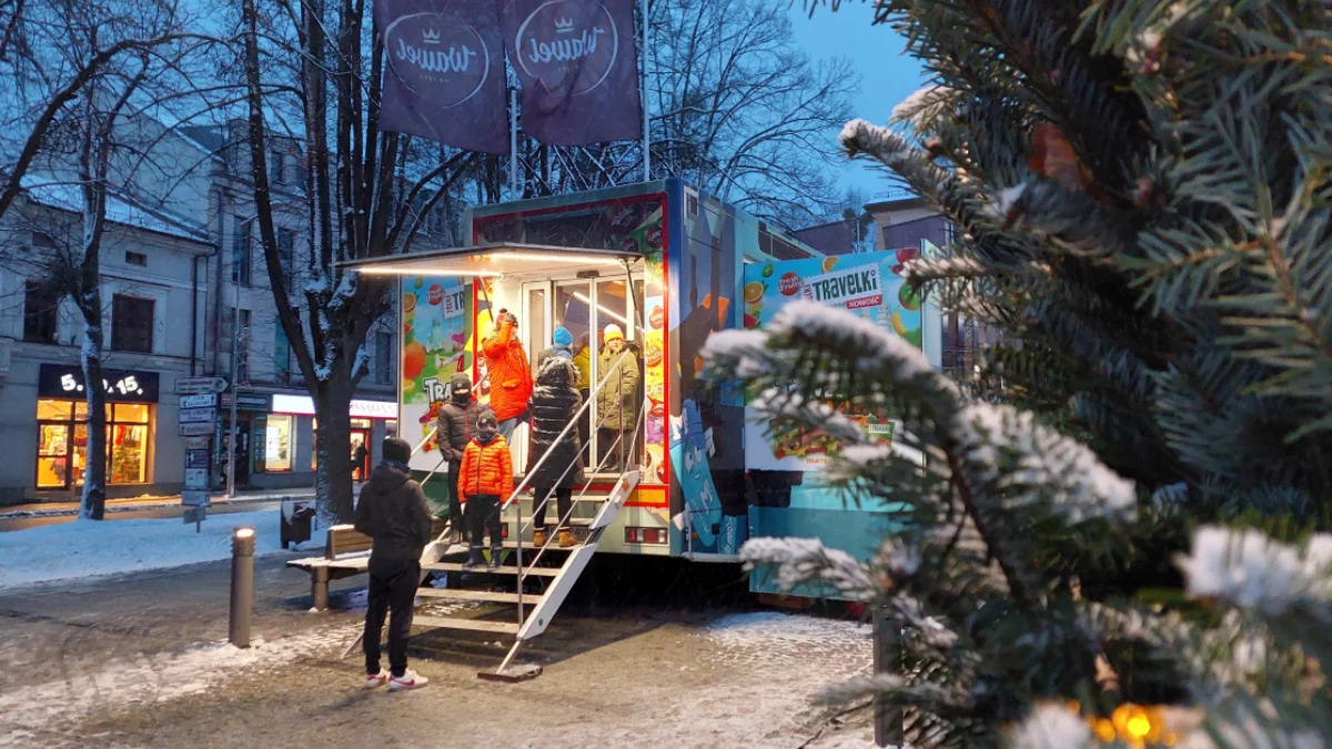 Wawel Truck zawita do Wielkopolski. Interaktywna ciężarówka pełna słodkości i atrakcji odwiedzi Kościan - Zdjęcie główne