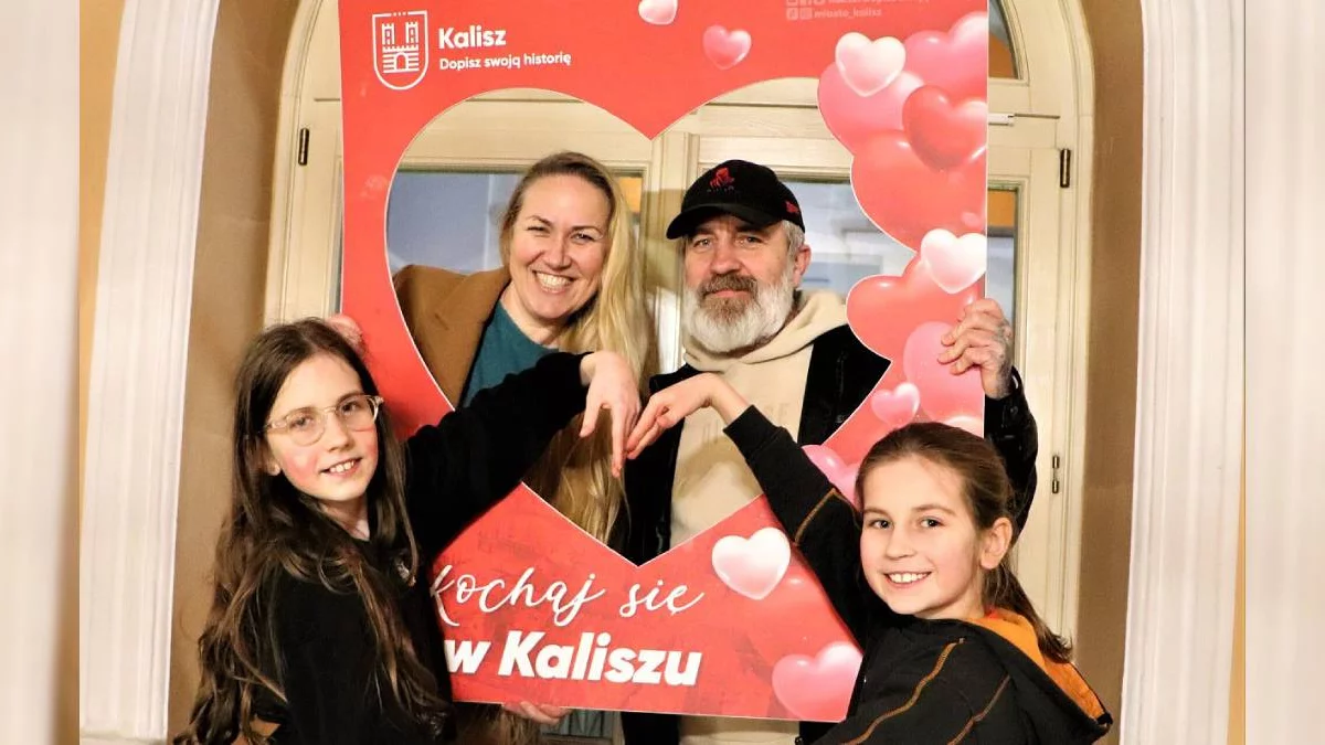 Walentynki w 100-letnim ratuszu. Romantyczny wieczór pełen atrakcji w Kaliszu - Zdjęcie główne