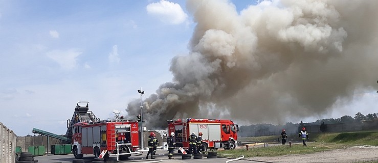 Wielkopolska. Kolejny groźny pożar na wysypisku [WIDEO] - Zdjęcie główne