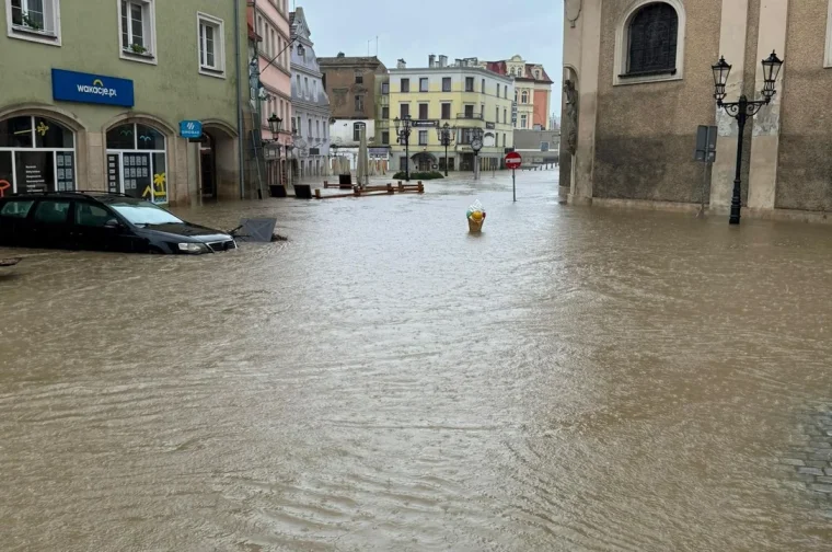 Wielkopolska przekaże 5 mln zł dla samorządów poszkodowanych w wyniku powodzi - Zdjęcie główne