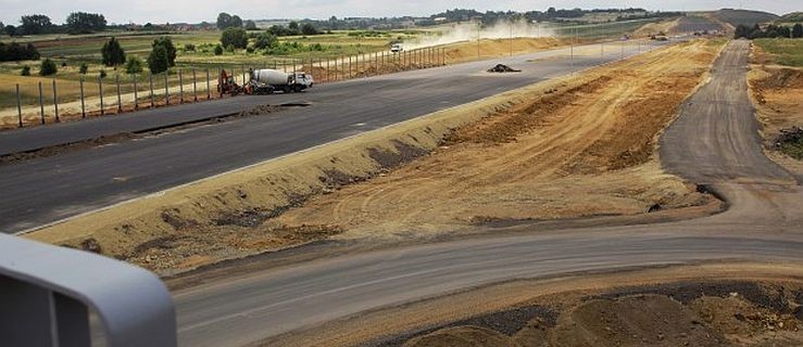 Otwarto nową drogę do Wrześni. Zobacz czy łatwiej dojedziesz do pracy  - Zdjęcie główne