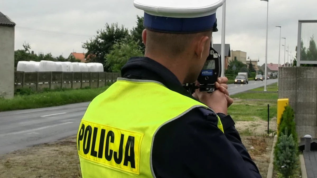 Kierowcy łamiący ten zakaz trafią za kratki. Wielkopolska policja zapowiada zero tolerancji - Zdjęcie główne