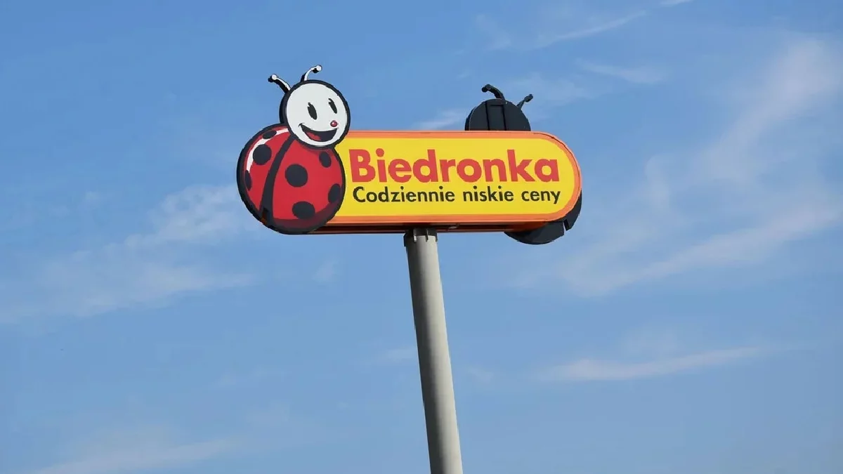 Ostrzeżenie publiczne o wykryciu skażonej żywności w sieci "Biedronka". Groźna bakteria może powodować sepsę i zapalenie mózgu