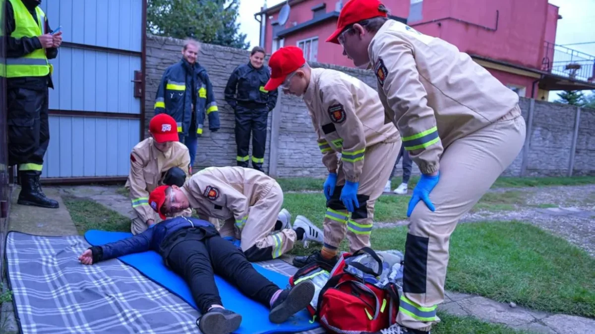 21 drużyn z całego kraju na II Młodzieżowych Zawodach Ratowniczych w Golinie. Kto był najlepszy? - Zdjęcie główne