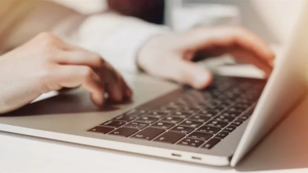 Uwaga na fałszywe maile. Przestępcy podszywają się pod ministerstwo klimatu, wyłudzają pieniądze i dane