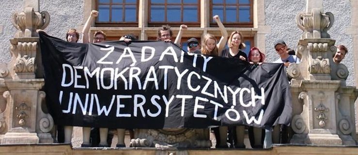 Studenci UAM-u protestują przeciwko nowej ustawie - Zdjęcie główne