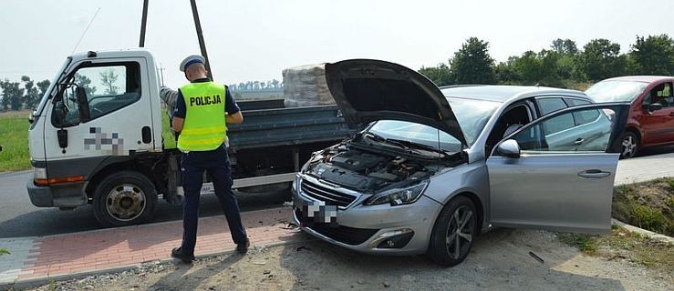 Samochód sam sprowadził pomoc na miejsce wypadku  - Zdjęcie główne