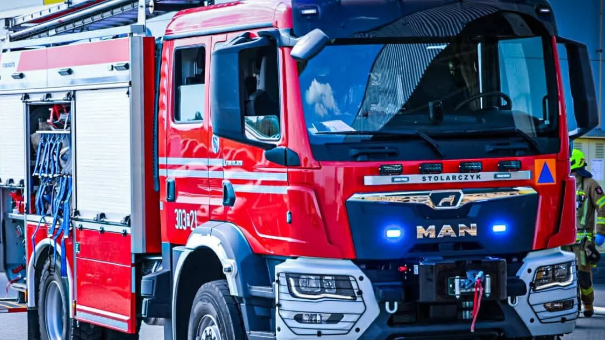 Tragiczny pożar domku letniskowego w Wielkopolsce. Jedna osoba nie żyje, druga jest ranna