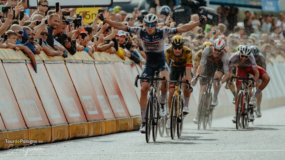 Pierwszy etap Tour de Pologne za nami. Kto wygrał na Torze Poznań? - Zdjęcie główne