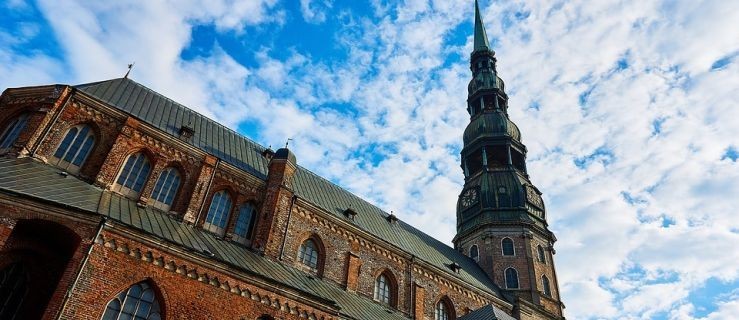 Ciało na wieży kościelnej. Opiekun dzwonu i zegara nie żyje - Zdjęcie główne